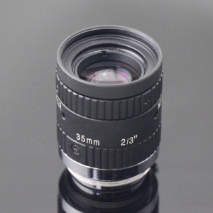 5 Megapixel Manual Iris Lens 35mm 2/3" C king:title /}